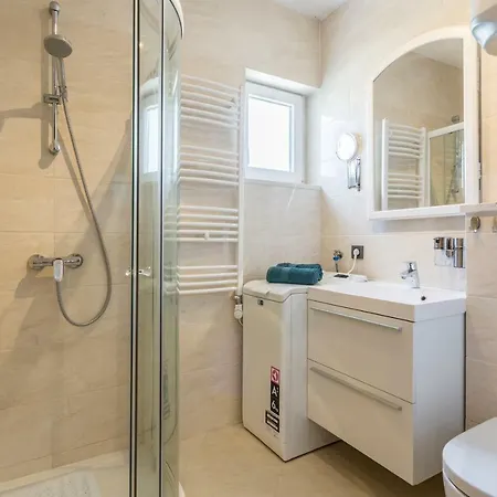 Mini Luxury For Pleasure, 2br 코츌라