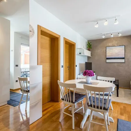 Mini Luxury For Pleasure, 2br شقة